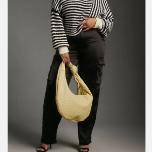 Melie Bianco Oversized Brigitte - Picture 7 of 8